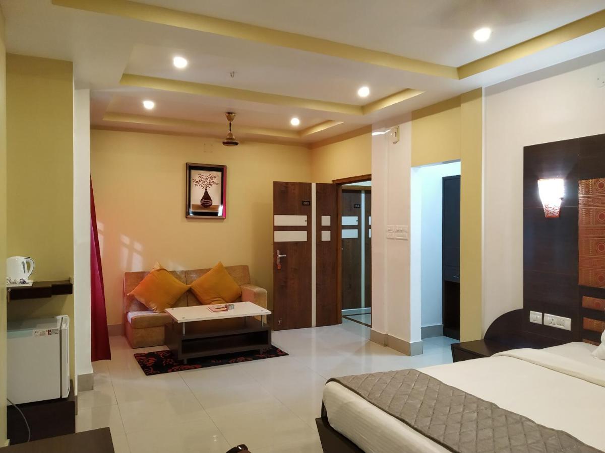 Hotel Sc Continental Itānagar Extérieur photo