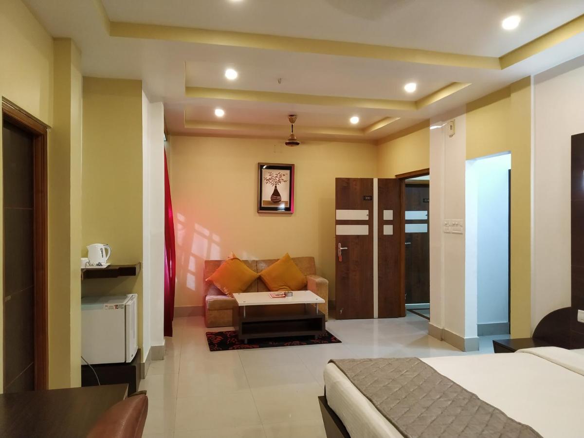 Hotel Sc Continental Itānagar Extérieur photo