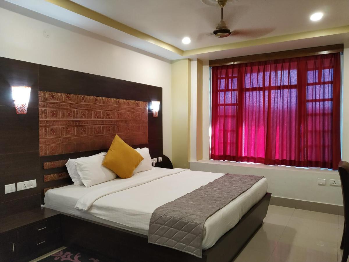 Hotel Sc Continental Itānagar Extérieur photo