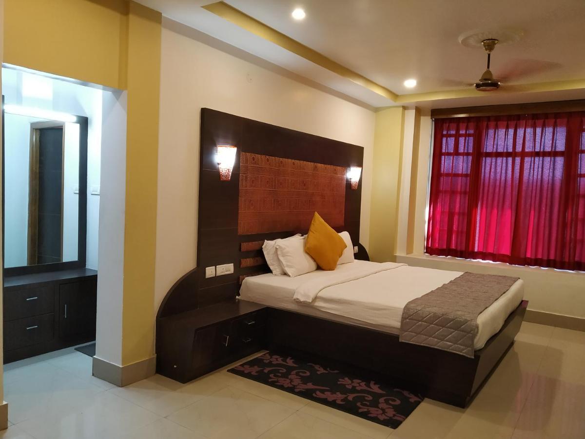 Hotel Sc Continental Itānagar Extérieur photo