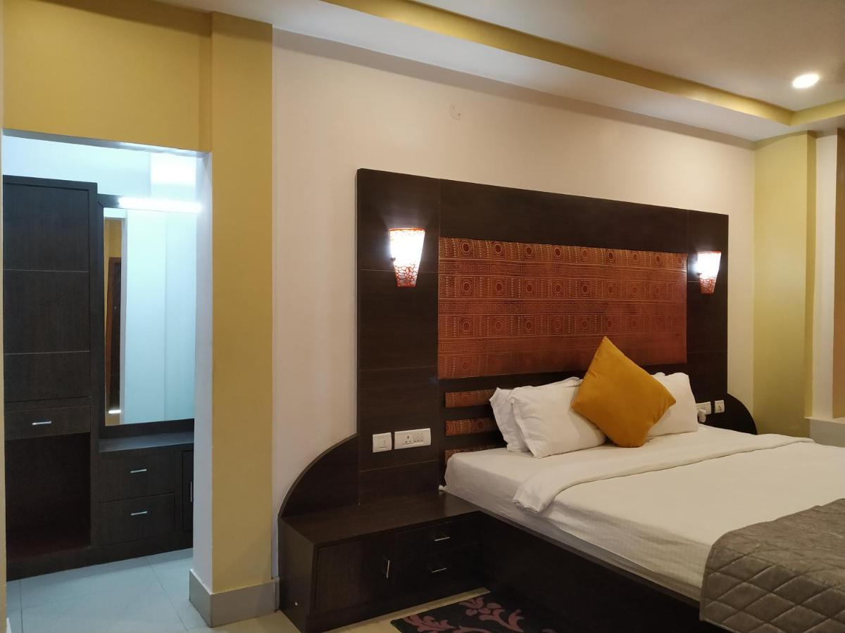 Hotel Sc Continental Itānagar Extérieur photo
