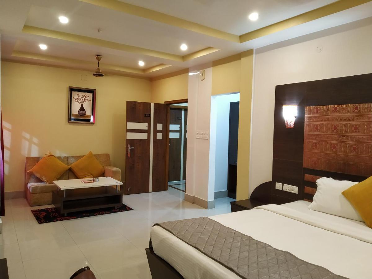 Hotel Sc Continental Itānagar Extérieur photo